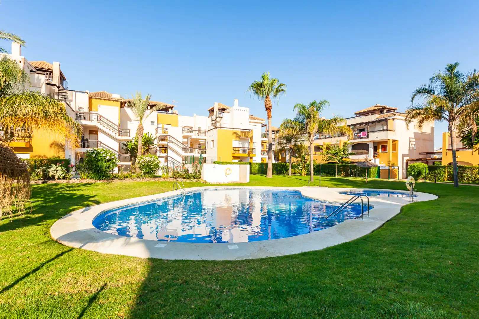 Jardín de Ático en venta en Vera con Terraza y Piscina comunitaria