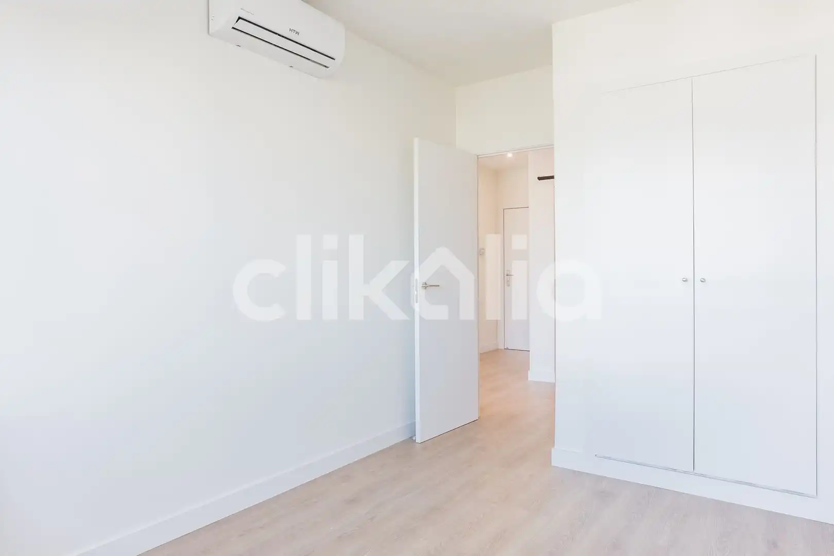 Habitación de Piso en venta en Sevilla con Aire acondicionado y Terraza