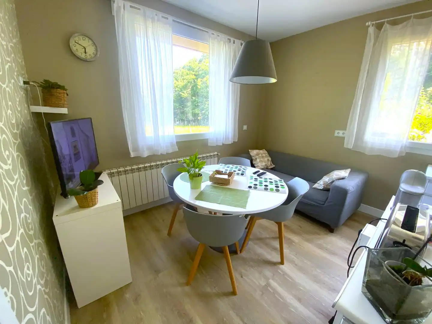 Living room of Houses for sale in Castro-Urdiales  with Heating, Private garden and Parquet flooring