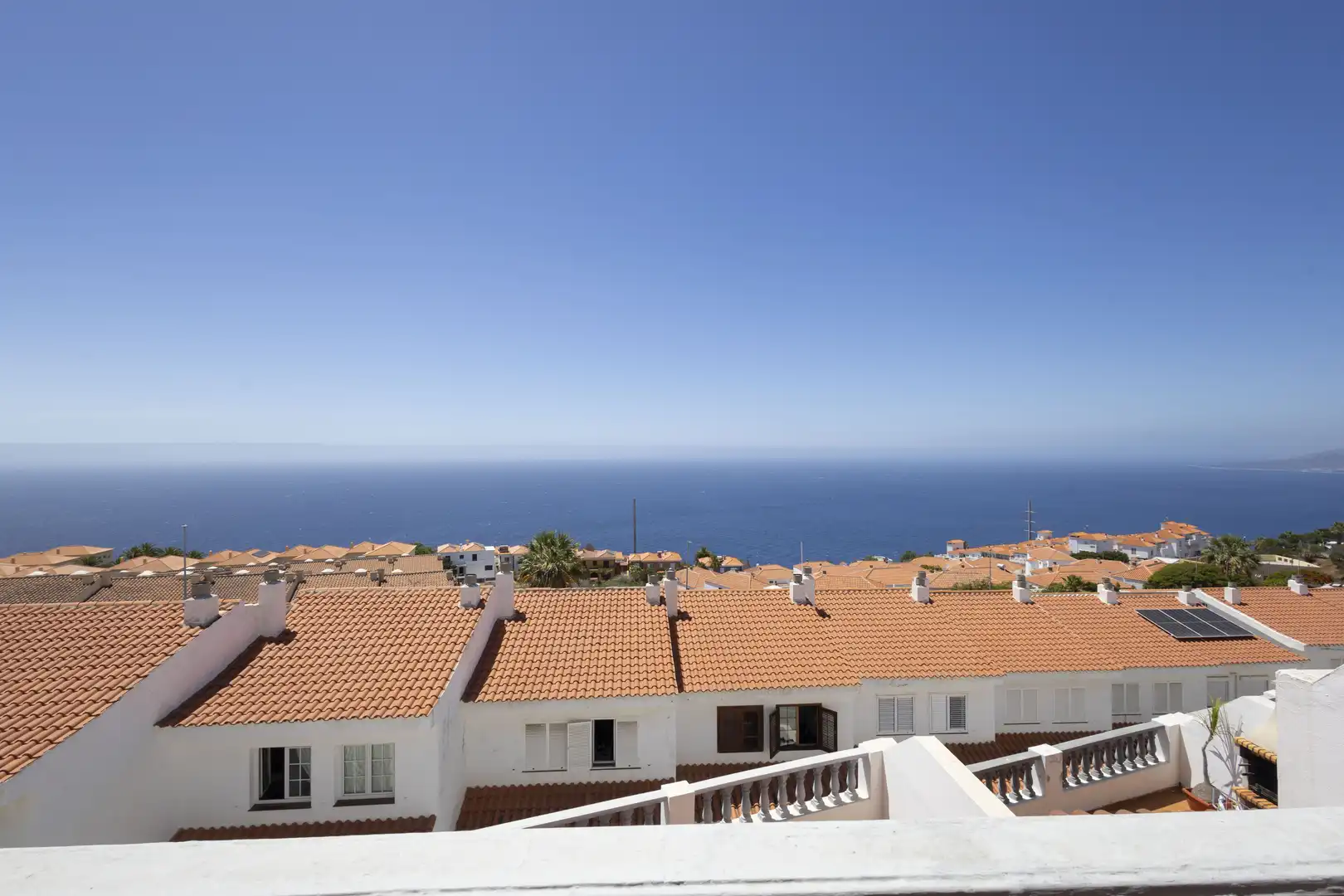 Vista exterior de Casa adosada en venta en El Rosario con Aire acondicionado, Jardín privado y Terraza