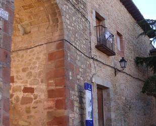 Vista exterior de Casa o xalet en venda en Sigüenza amb Balcó