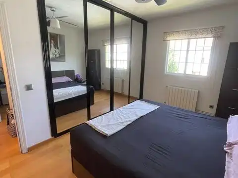 Dormitori de Casa o xalet en venda en L'Eliana amb Aire condicionat, Terrassa i Balcó