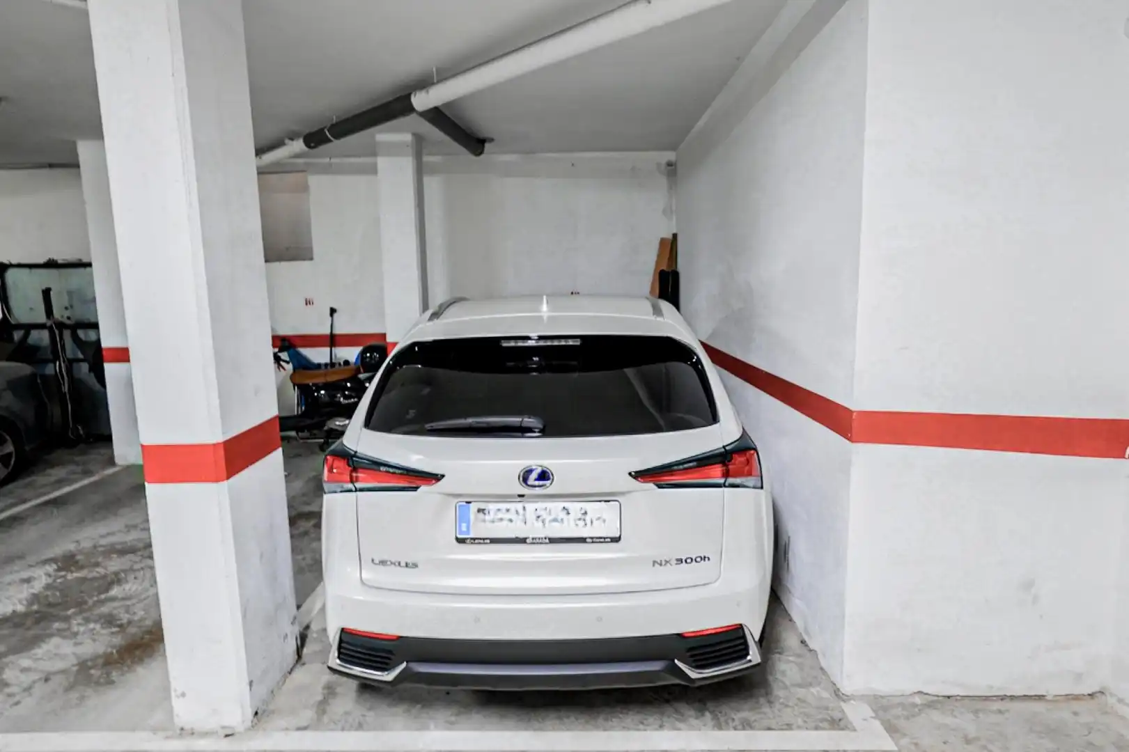Parking de Piso en venta en Salou con Aire acondicionado, Calefacción y Jardín privado