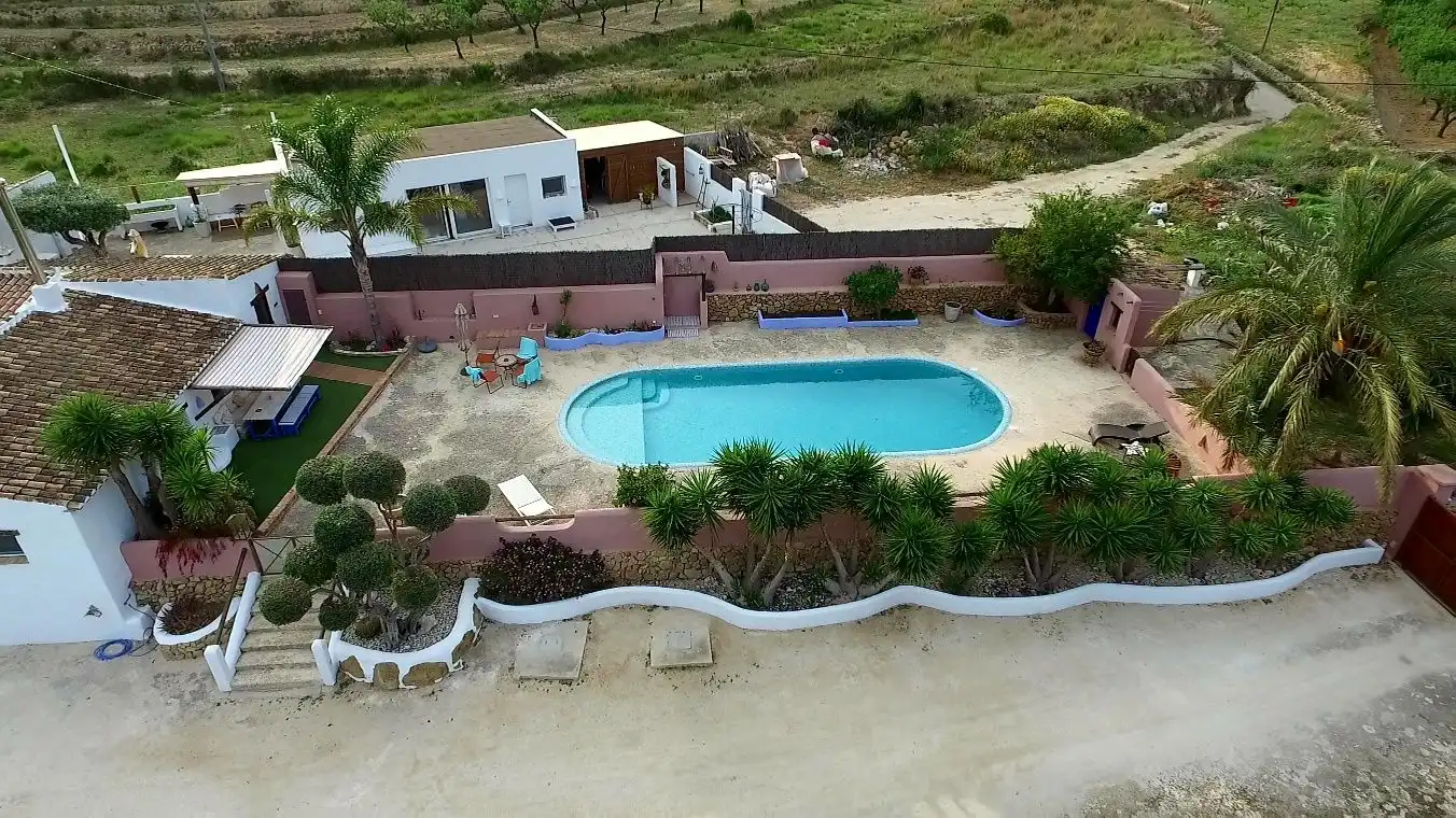 Casa rústica amb piscina en venda a Benissa pueblo, imagen 3
