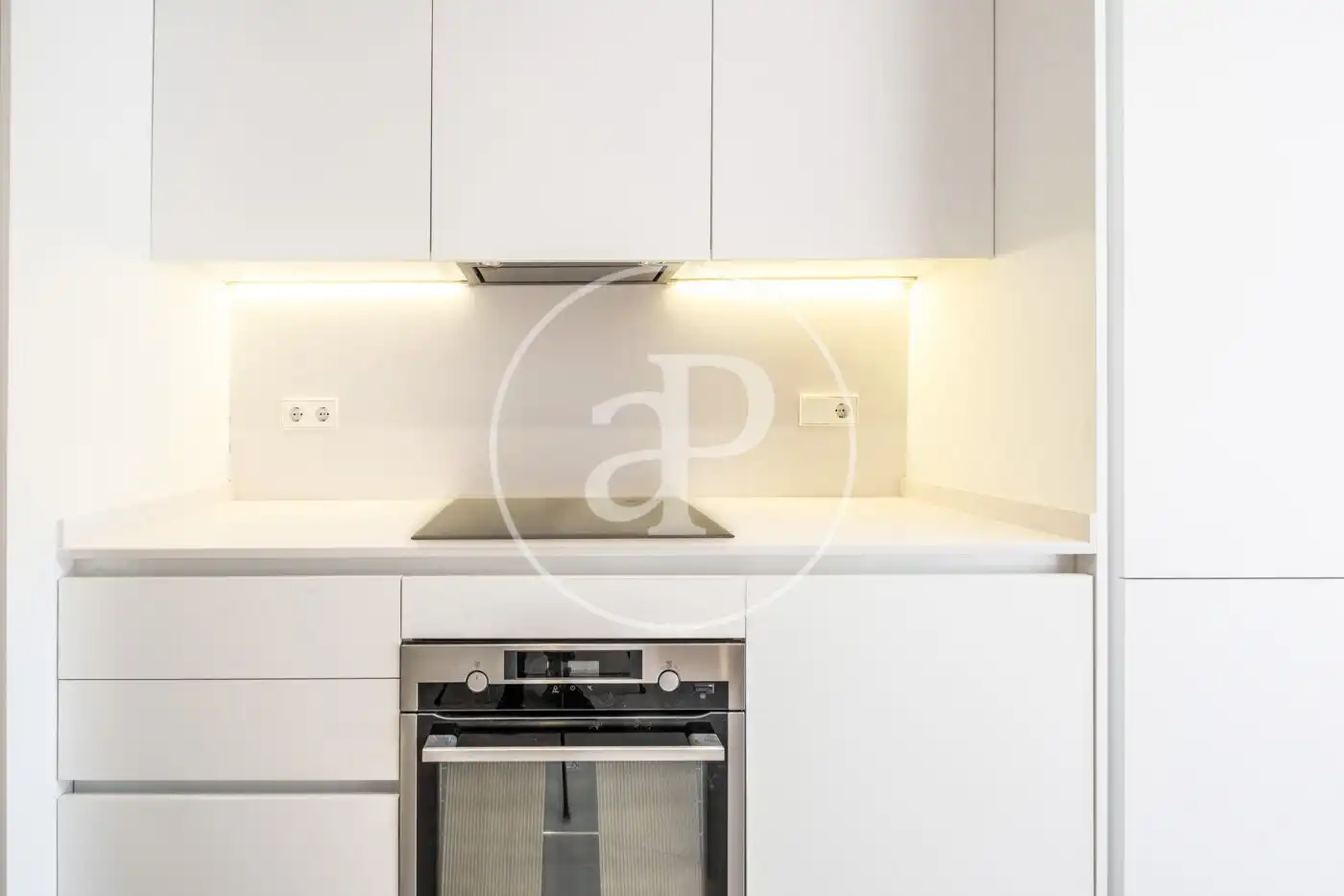 Kitchen of Flat for rent in Barcelona  with Air Conditioner, Heating and Balcony