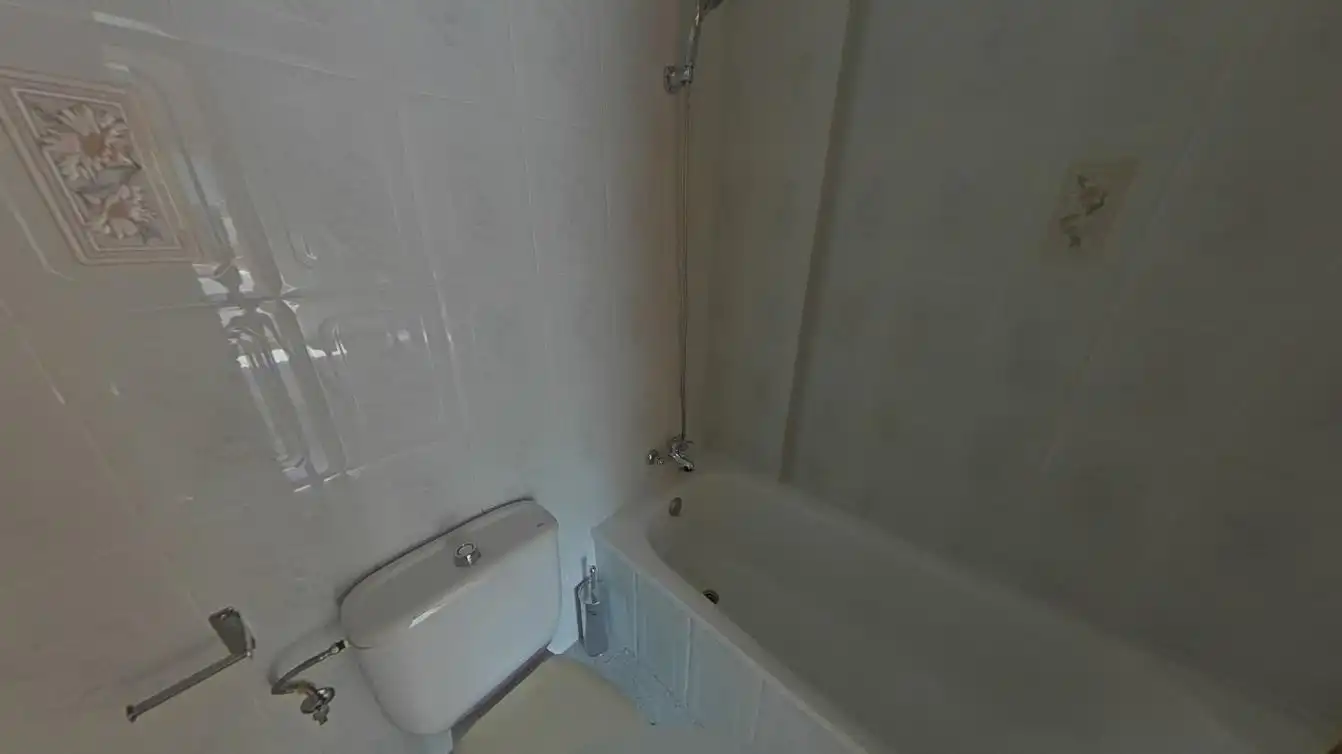 Bany de Pis en venda en Elda
