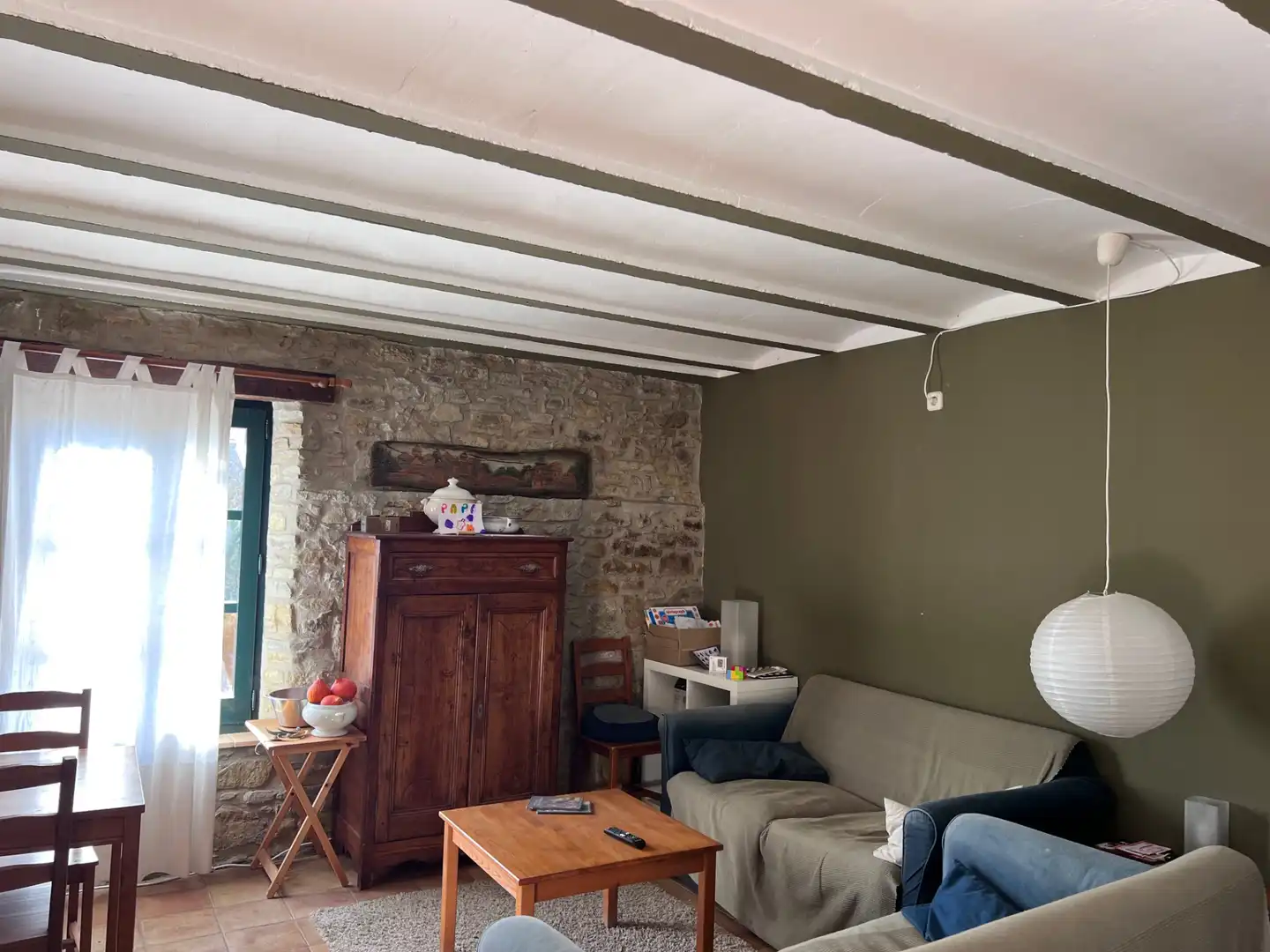 Sala d'estar de Finca rústica en venda en Mieres (Girona) amb Aire condicionat, Jardí privat i Parquet