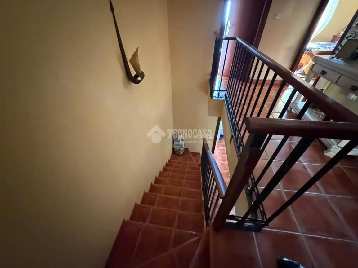Casa bifamiliare con giardino in vendita a Av. Europa Res. Altavista, imagen 10
