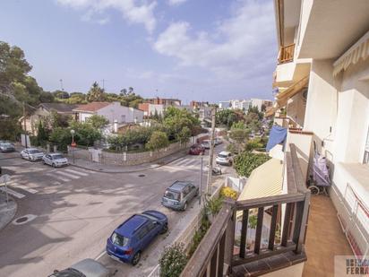 Vista exterior de Apartament en venda en El Vendrell amb Terrassa