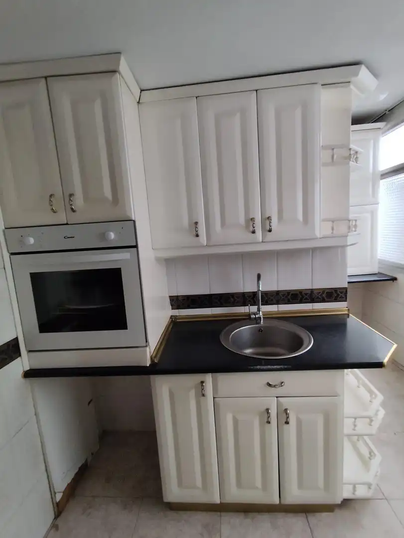Kitchen of Flat for share in Leganés  with Heating, Parquet flooring and Terrace