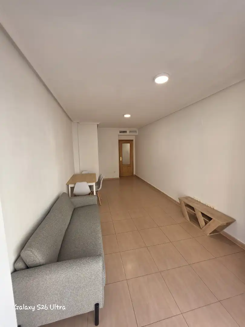 Wohnung zur Miete in Almoradí mit Möbliert, Ofen und Waschmaschine