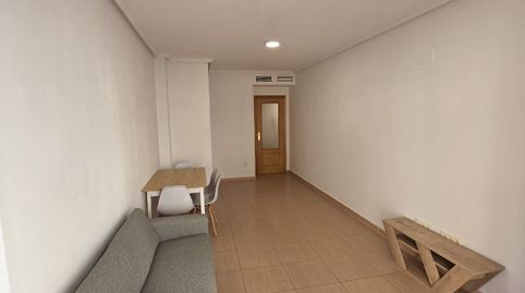 Foto 3 von Wohnung zur Miete in Calle Nuestra Señora de Monserrate, 2, Almoradí, Alicante