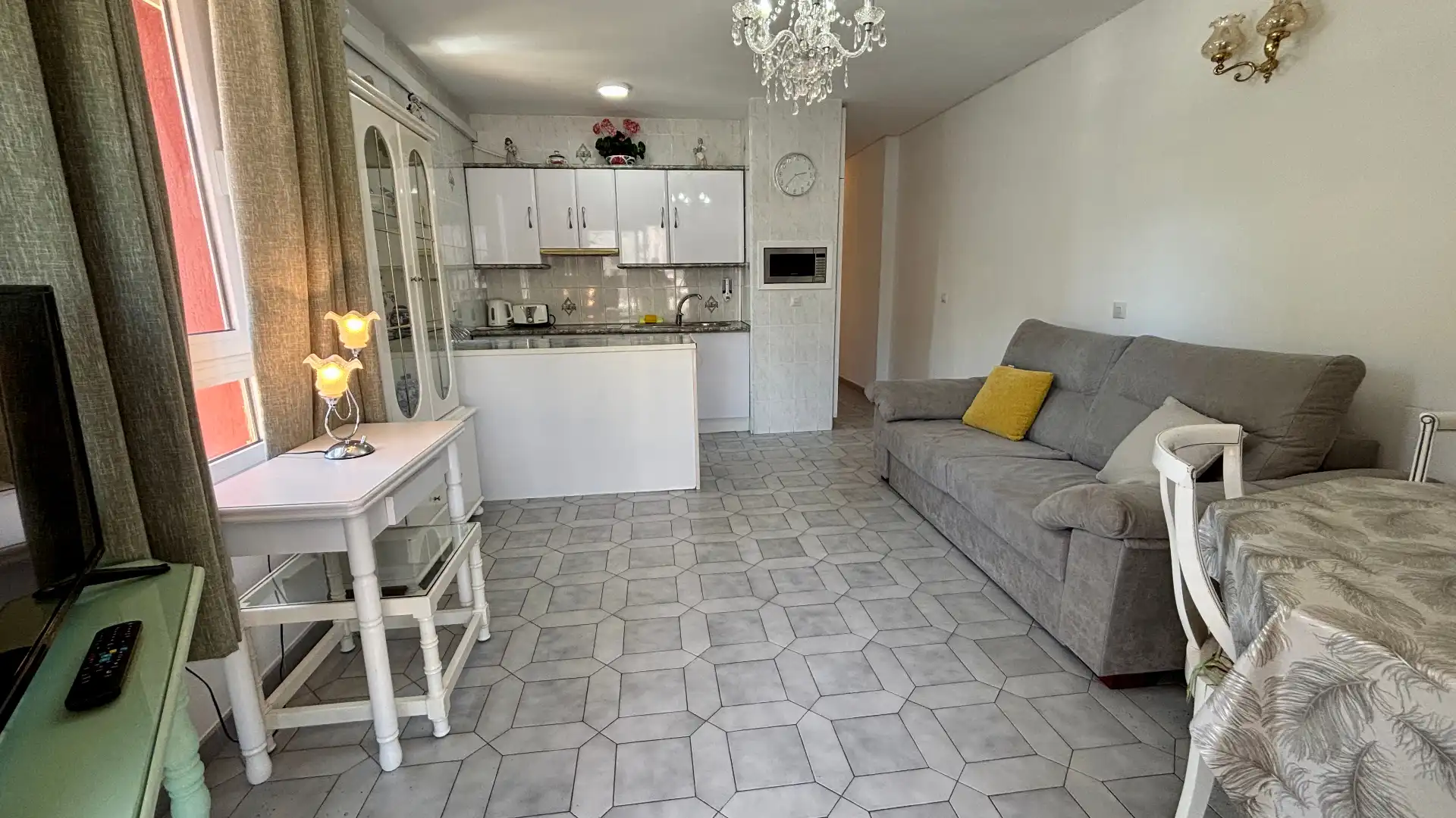 Wohnzimmer von Wohnung zum Verkauf in Benalmádena mit Klimaanlage, Heizung und Terrasse