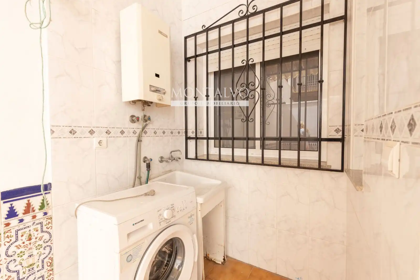 Badezimmer von Wohnung zum Verkauf in Atarfe