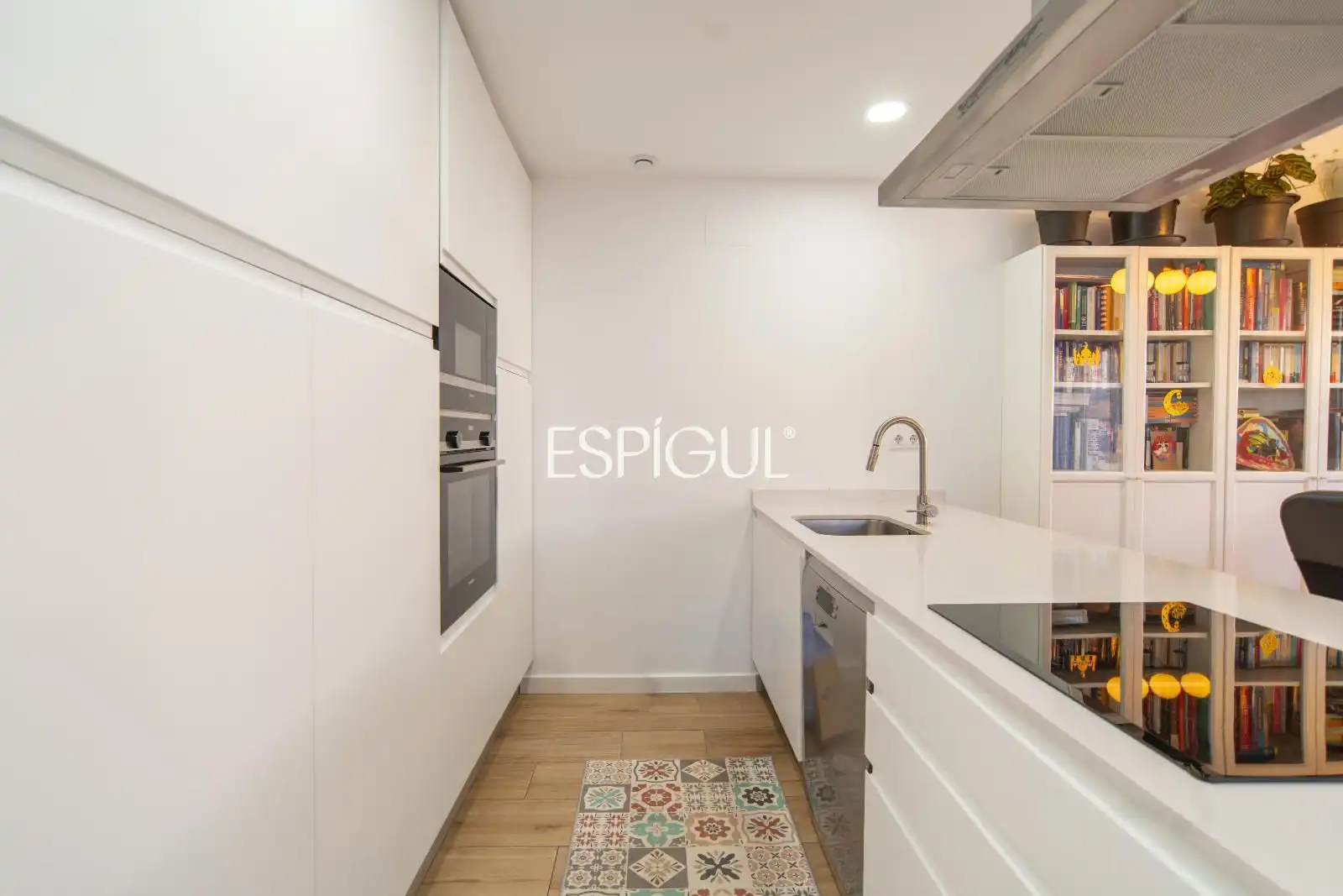 Kitchen of Flat for sale in Vilablareix  with Air Conditioner, Heating and Terrace