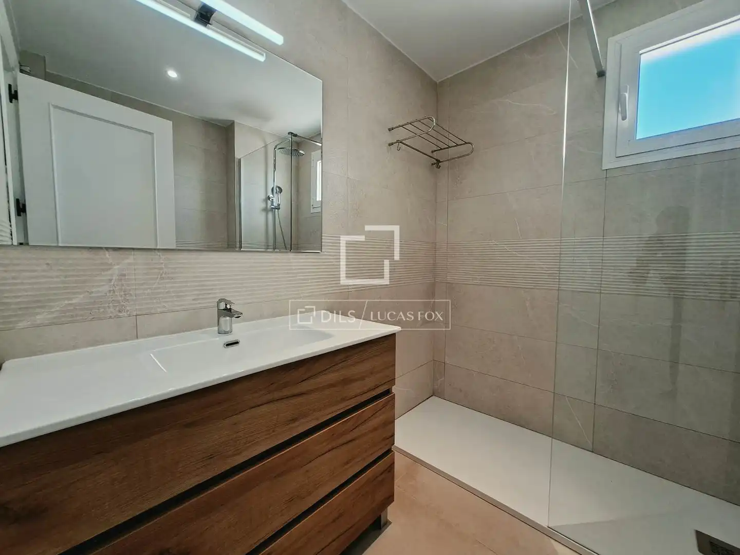 Badezimmer von Dachboden zur Miete in Málaga mit Klimaanlage, Heizung und Privatgarten