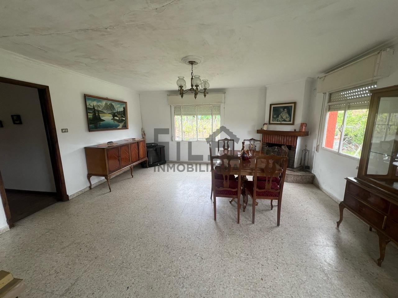 House or chalet for sale in Coles