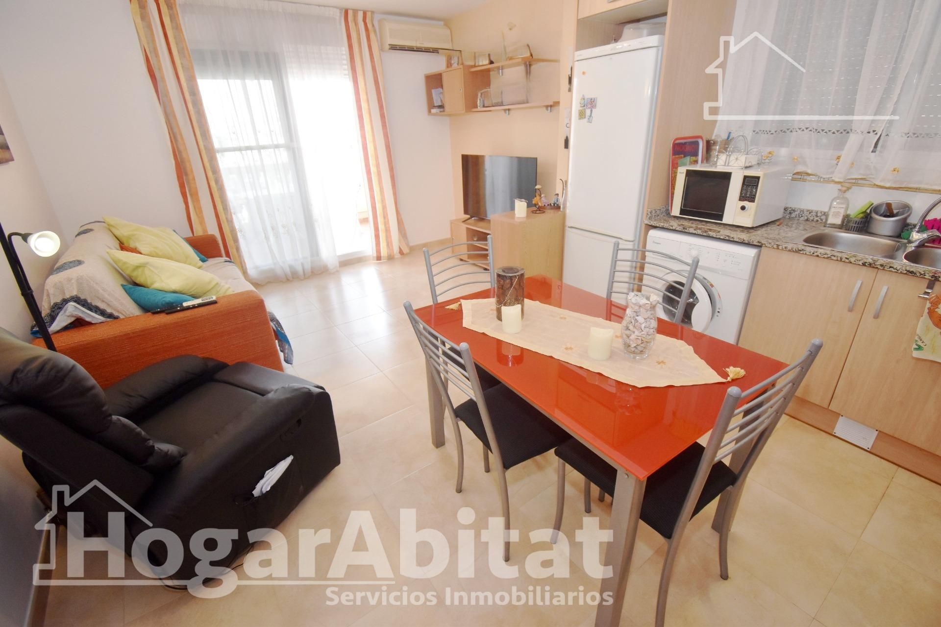 Sala d'estar de Pis en venda en Moncofa amb Aire condicionat i Terrassa