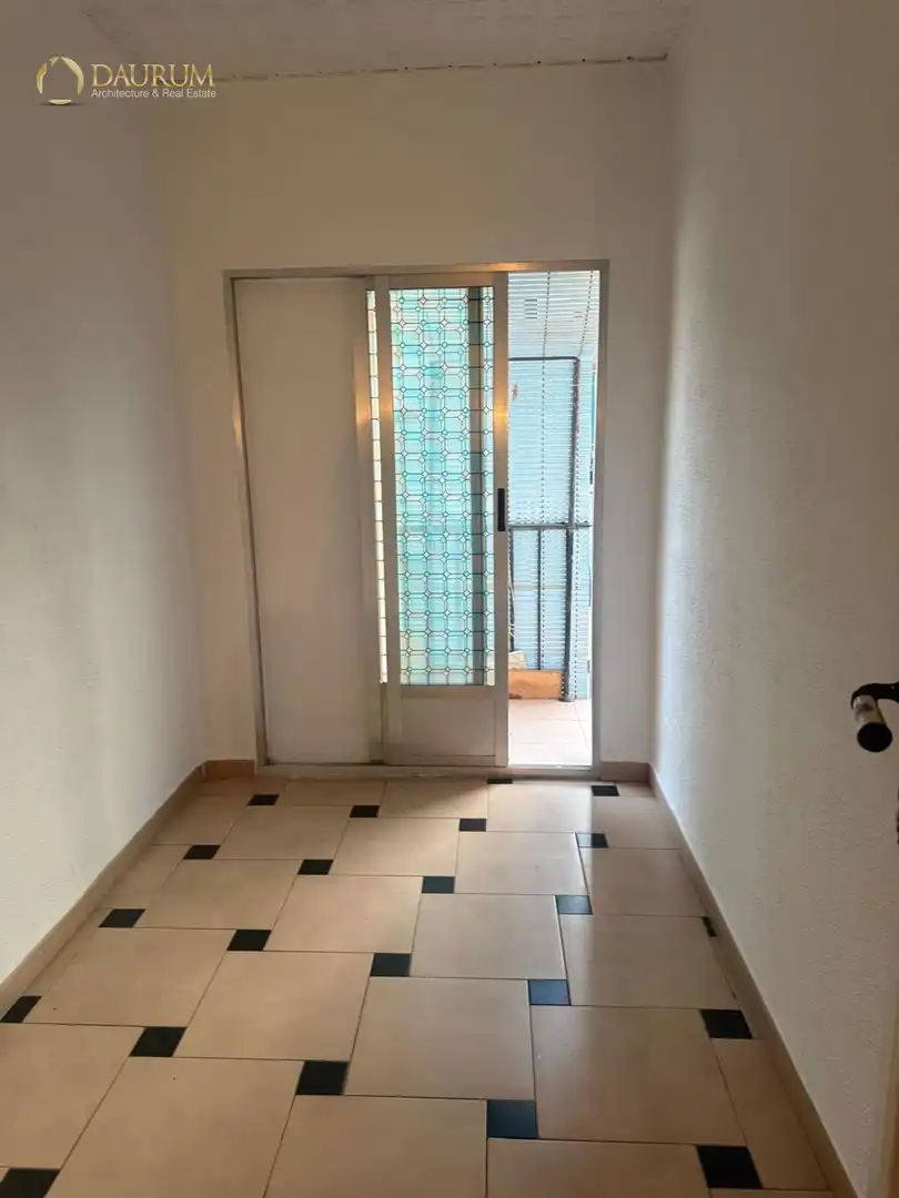 Flat for sale in Valencia  with Terrace and Storage room