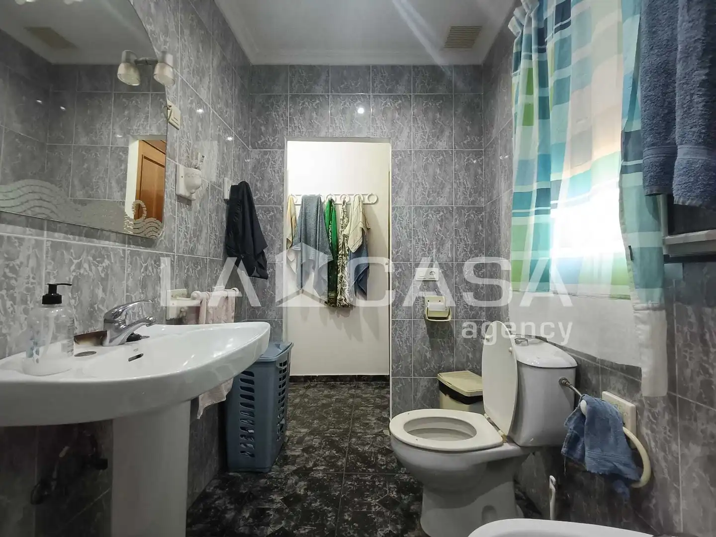 Bany de Casa o xalet en venda en Algeciras amb Terrassa i Traster