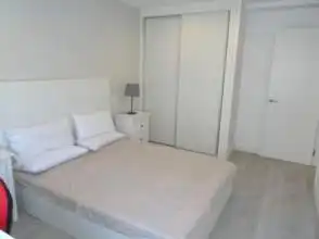 Habitación de Piso de alquiler en Gijón  con Calefacción, Parquet y Amueblado