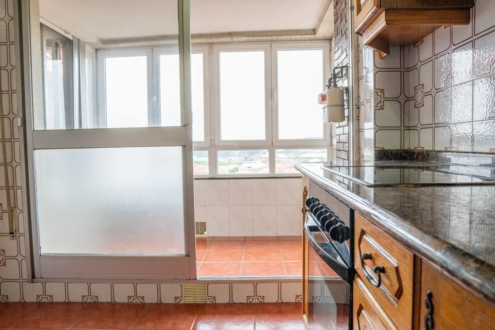 Cocina de Ático en venta en Avilés con Calefacción y Balcón