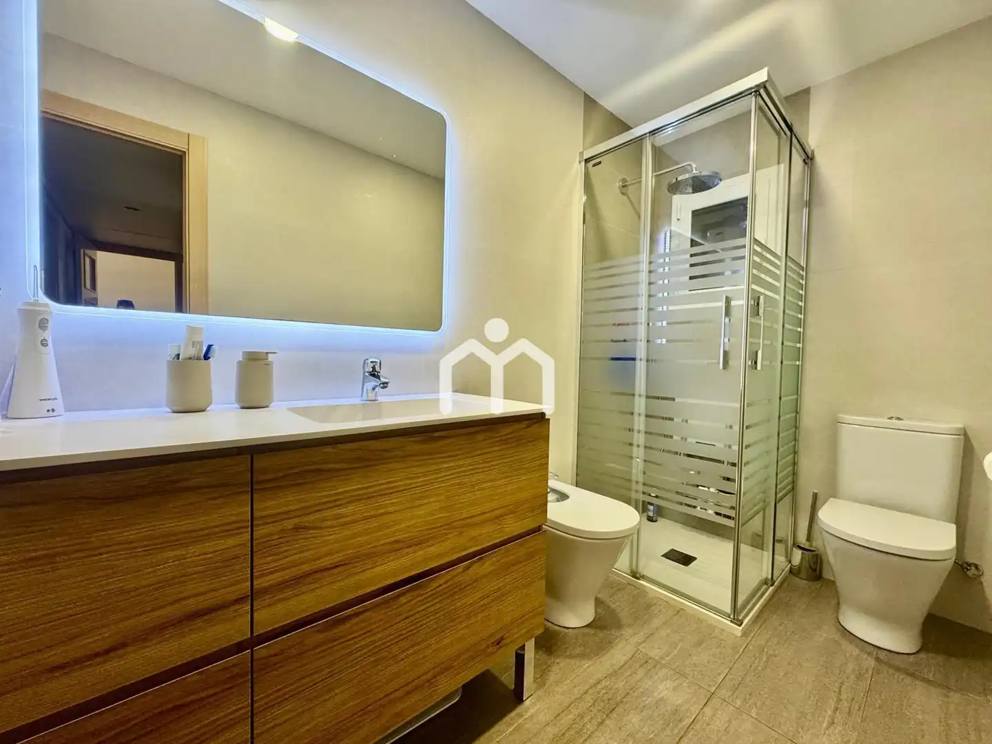 Baño de Piso en venta en Badalona con Aire acondicionado, Calefacción y Parquet