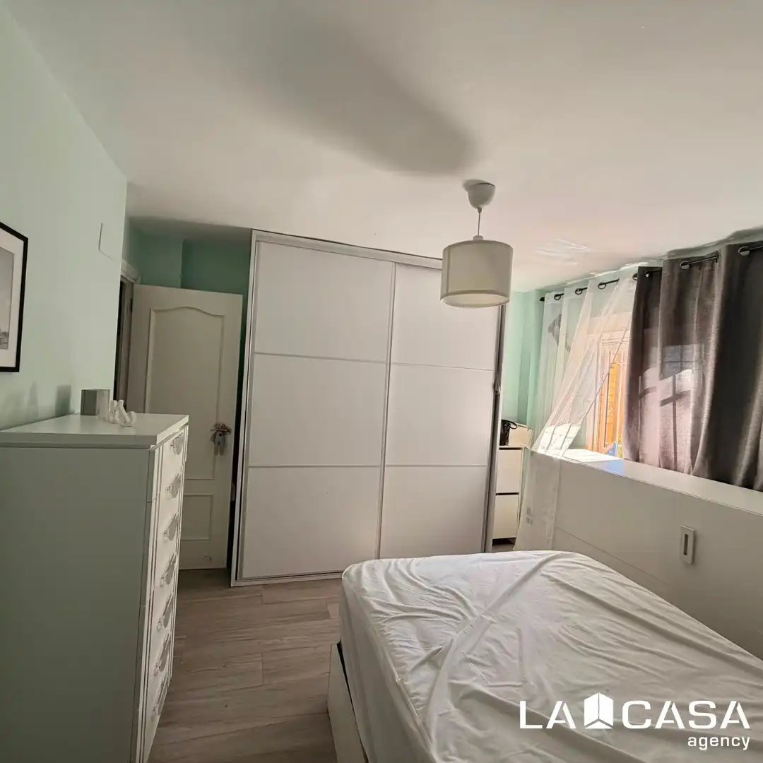 Bedroom of Flat for sale in Sevilla  with Heating and Terrace