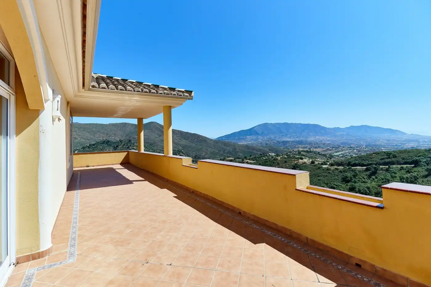 Houses for sale in El Rosario - Ricmar