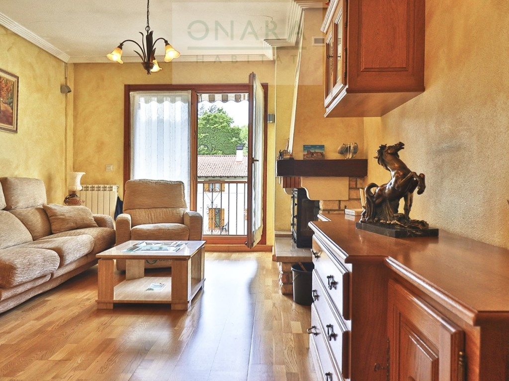 Flat for sale in N/A, Basaburua