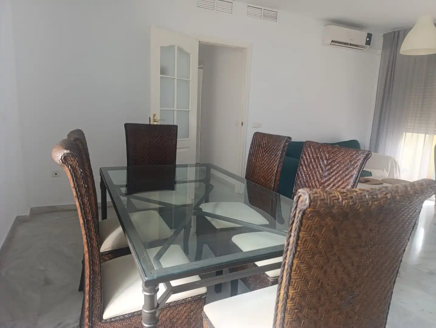 Comedor de Apartamento de alquiler con opción a compra en Málaga con Aire acondicionado, Terraza y Trastero