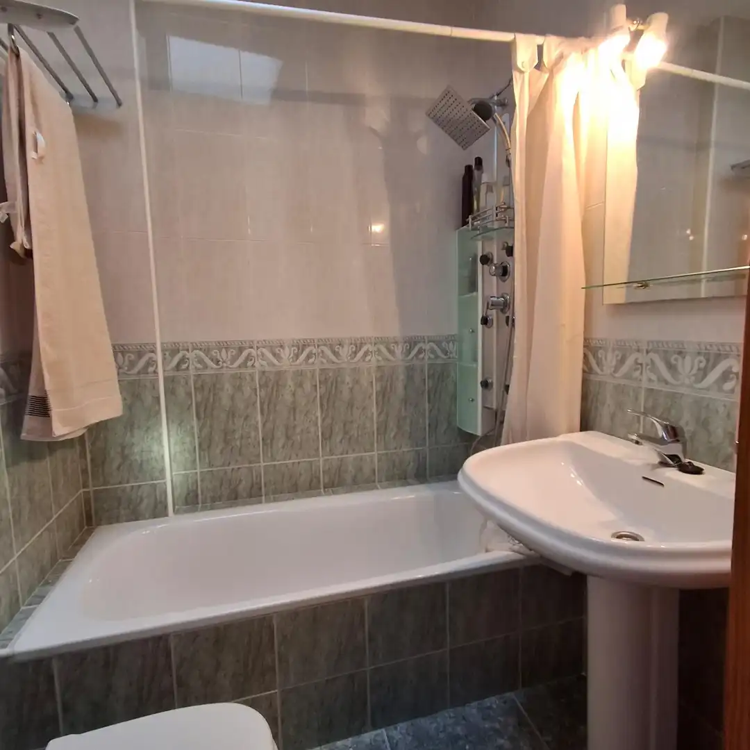 Bathroom of Flat for sale in Fondón  with Air Conditioner, Private garden and Furnished