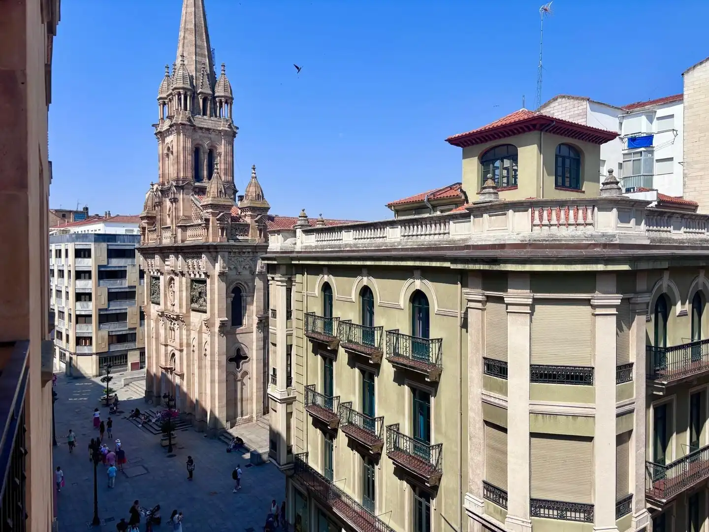 Außenansicht von Wohnung zum Verkauf in Salamanca mit Heizung, Parkett und Möbliert