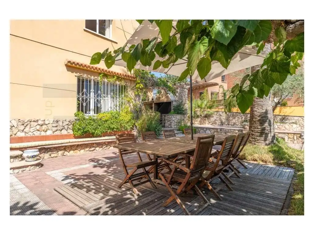 Terrassa de Casa o xalet en venda en Tarragona amb Aire condicionat, Jardí privat i Terrassa