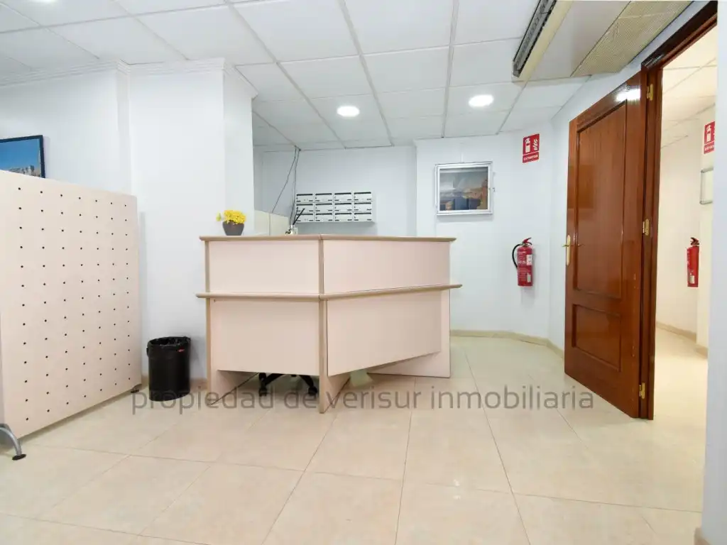 Office for rent in Casco Antiguo