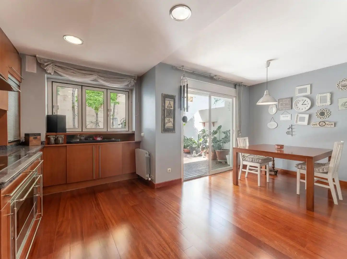 Dining room of Detached homes for sale in  Palma de Mallorca  with Air Conditioner, Heating and Private garden