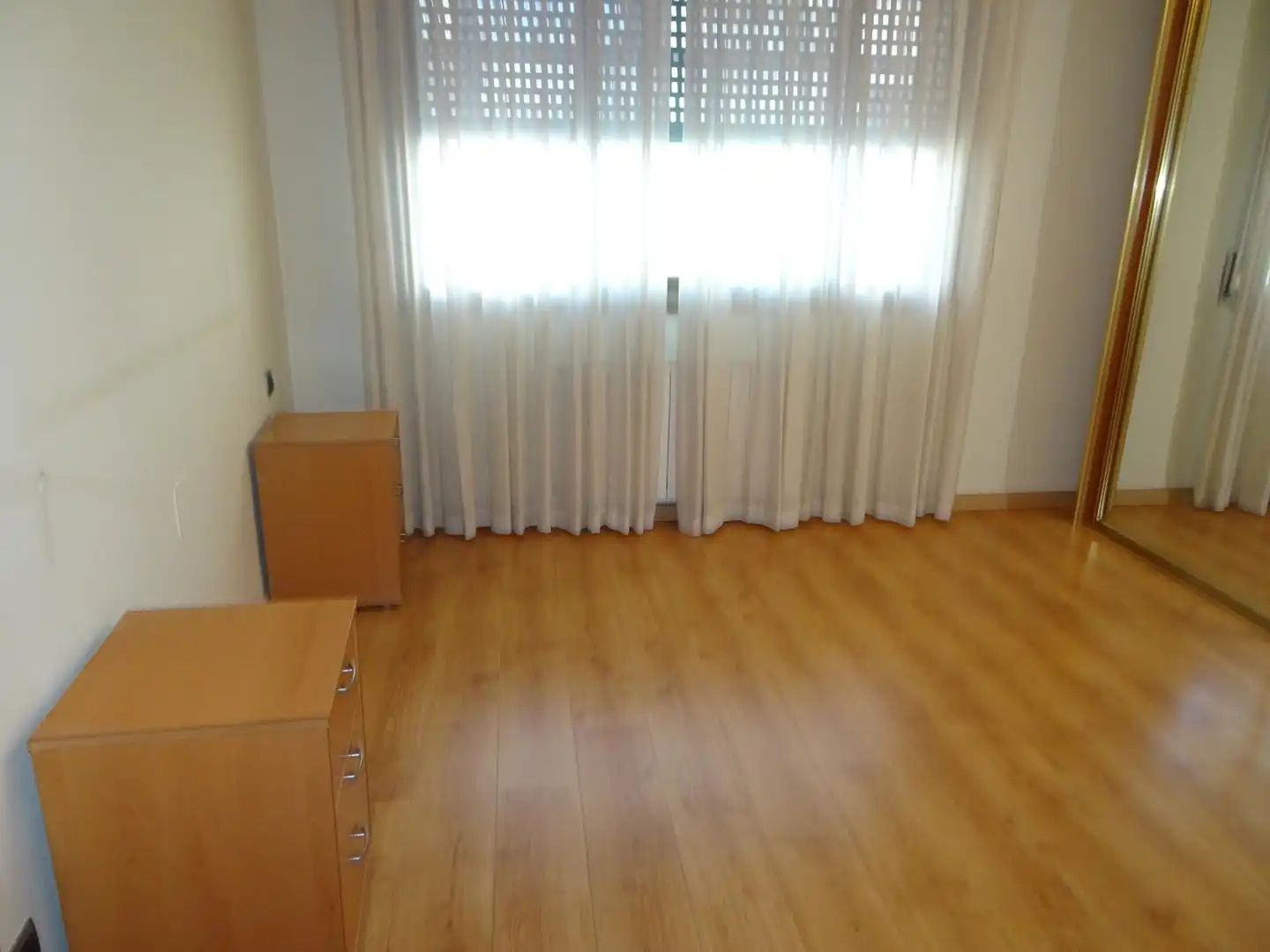 Habitación de Piso en venta en Badalona con Aire acondicionado, Calefacción y Balcón
