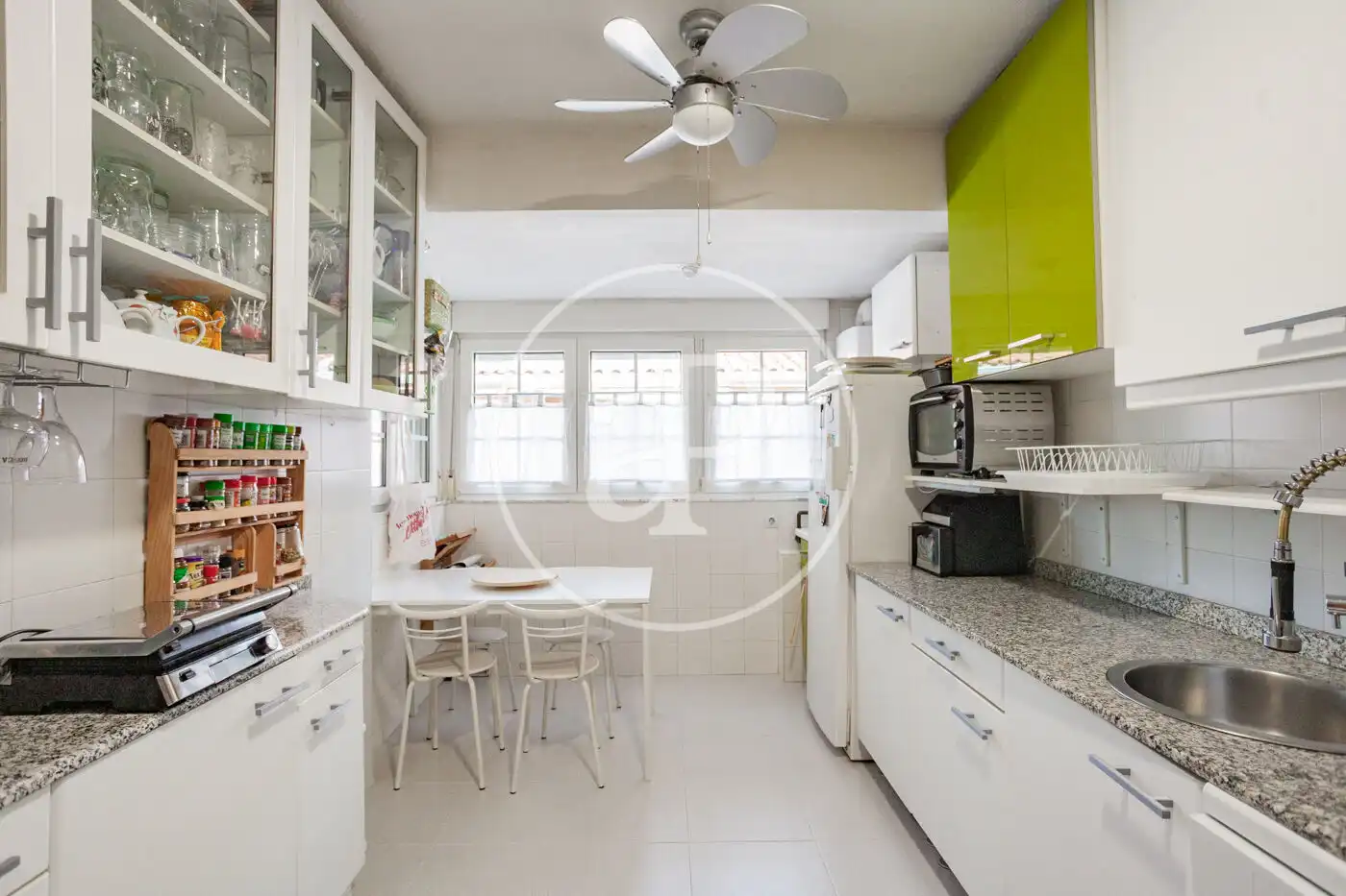 Kitchen of Detached homes for sale in Madrid  with Heating, Private garden and Terrace