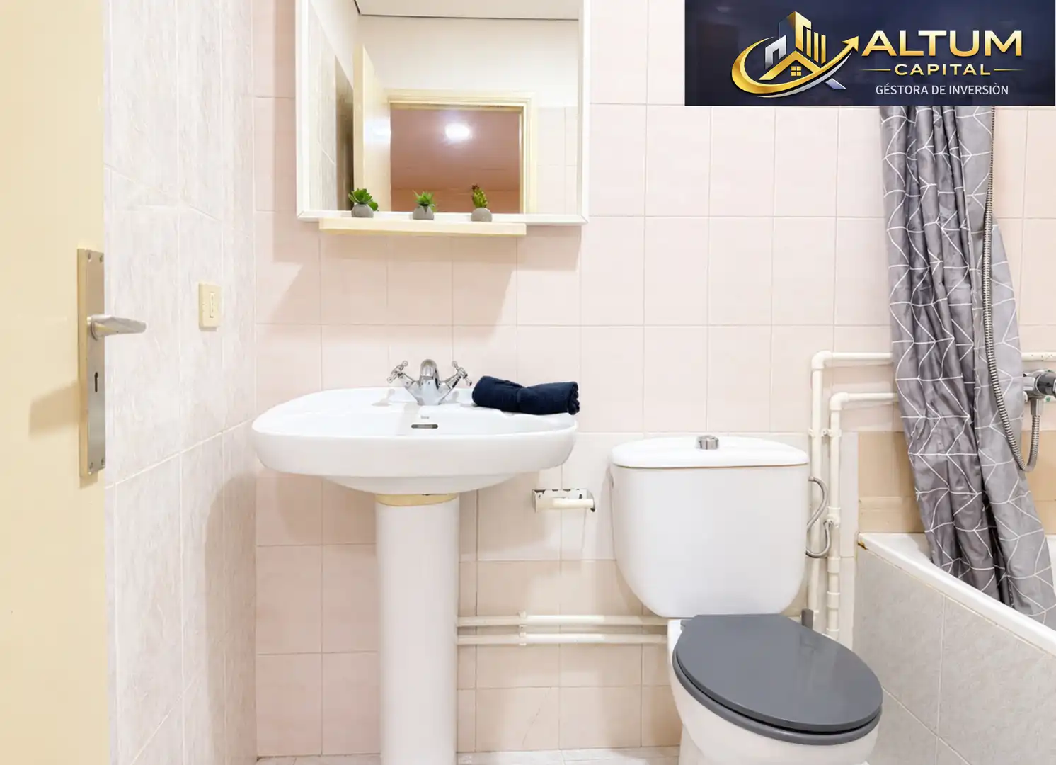 Bathroom of Flat for sale in Arona  with Furnished, Washing machine and Microwave