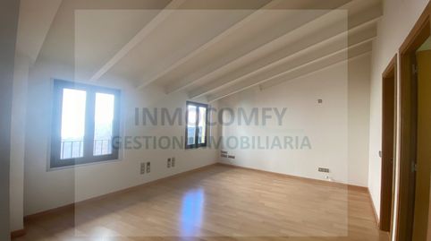 Foto 5 von Geschaftsraum zur Miete in Calle Alta Riera, 3, La Bisbal d'Empordà, Girona