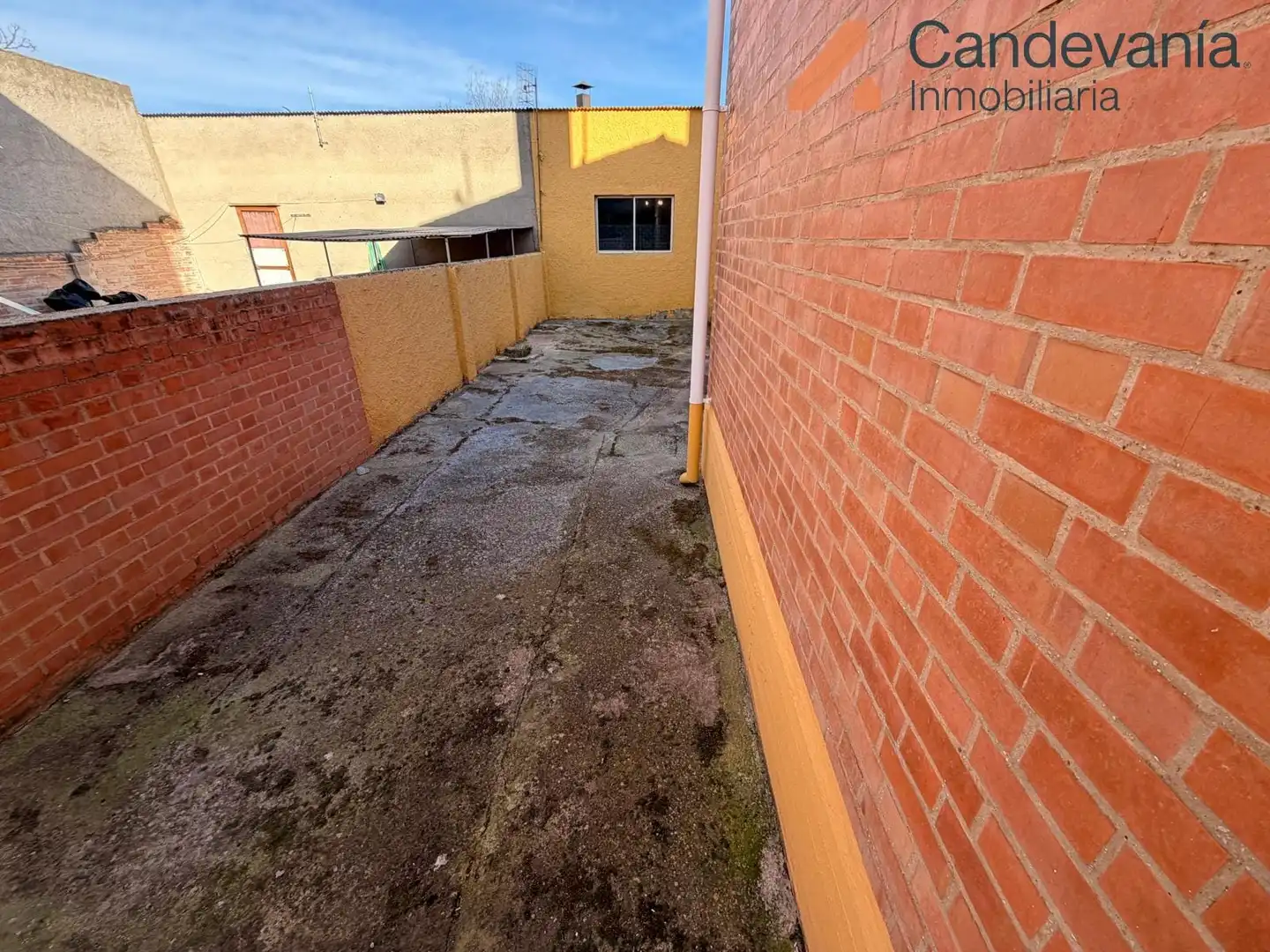 Casa adosada en venta en Calle Mayor, Gurrea de Gállego