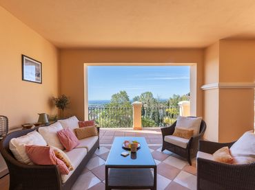 Appartamento con balcone in vendita a Urbanizacion el Herrojo 2
