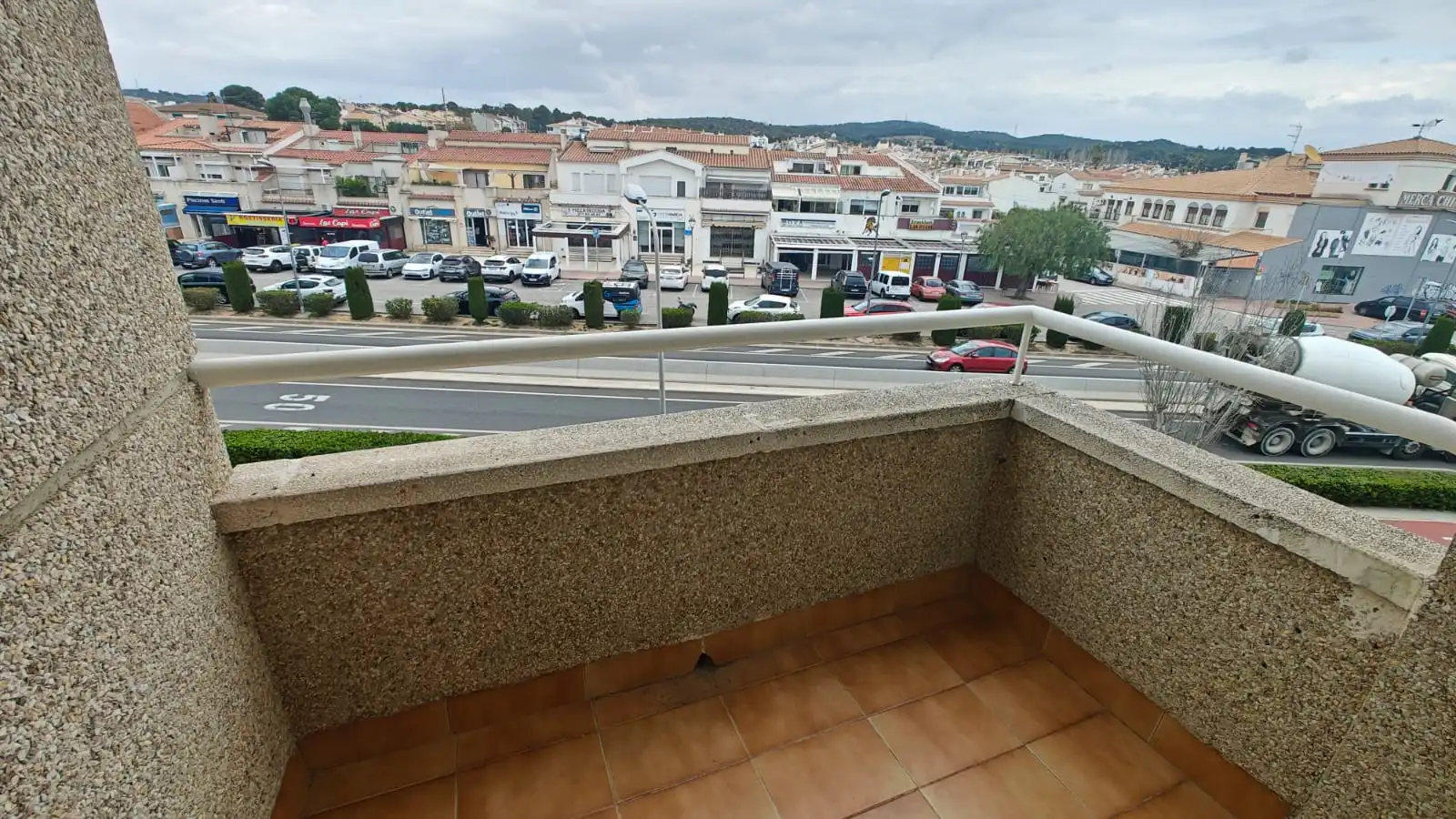 Piso con terraza en venta en Nucli Antic, imagen 4