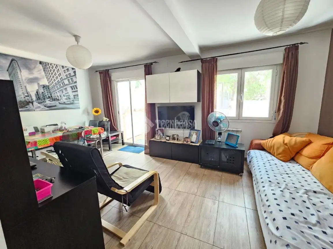 Sala de estar de Casa adosada en venta en Madrid con Calefacción