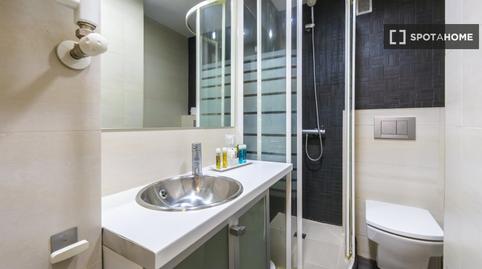 Foto 3 de Apartament per a compartir a Castillejos - Cuzco,  Madrid Capital