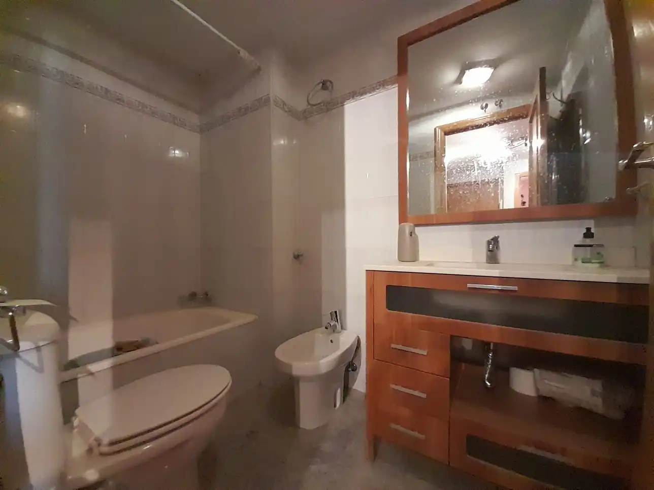 Badezimmer von Wohnung zum Verkauf in Villaverde