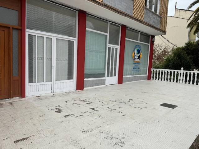 Local comercial en Alquiler en Avenida Asturias en Vegadeo