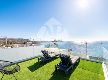 Reihenhaus mit Balkon zum Verkauf in Calle JUAN MARTIN GARCIA 7