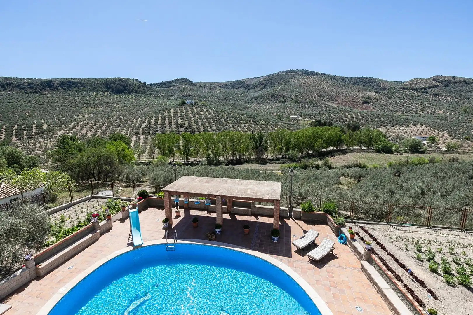 Jardín de Finca rústica en venta en Montefrío con Calefacción, Jardín privado y Terraza
