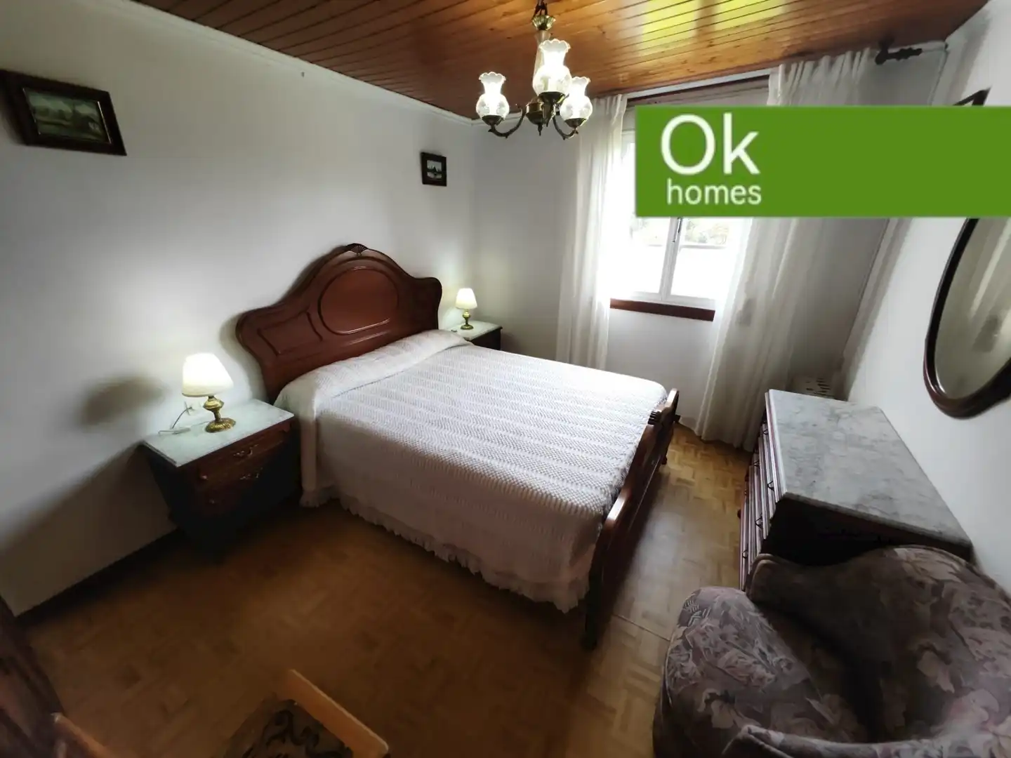 Habitación de Casa adosada de alquiler en Curtis con Calefacción, Trastero y Amueblado
